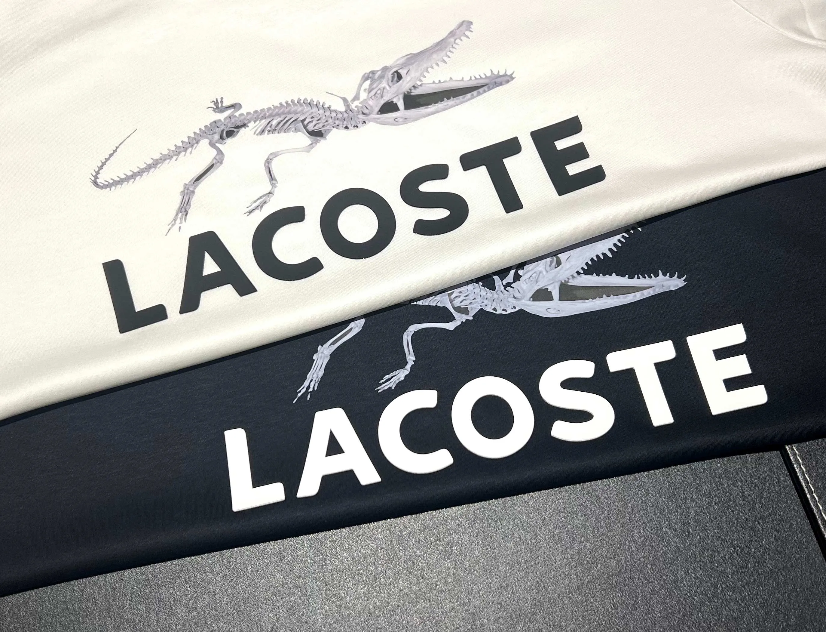 2026 New Arrival Spring and Summer 200g mercerized cotton short-sleeved logo: LACOSTE Process: silicone➕printing Color: black/white Sizes: M~3XL